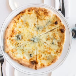 White Pizza (Giant)